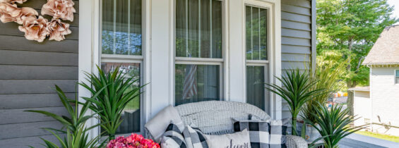 Aspect™ Double Hung Windows with Custom Grids