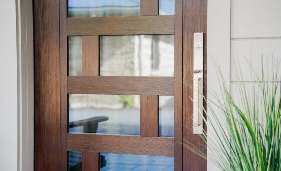 Signet® Fir 460-M3 modern Entry Door with Truffle stain and Chinchilla Privacy Glass