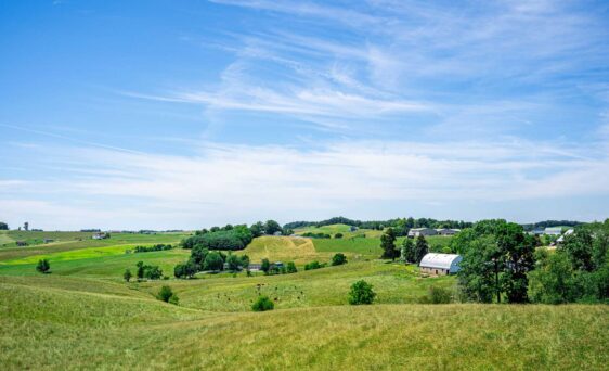 Scenic image of Ohio's Amish countryside